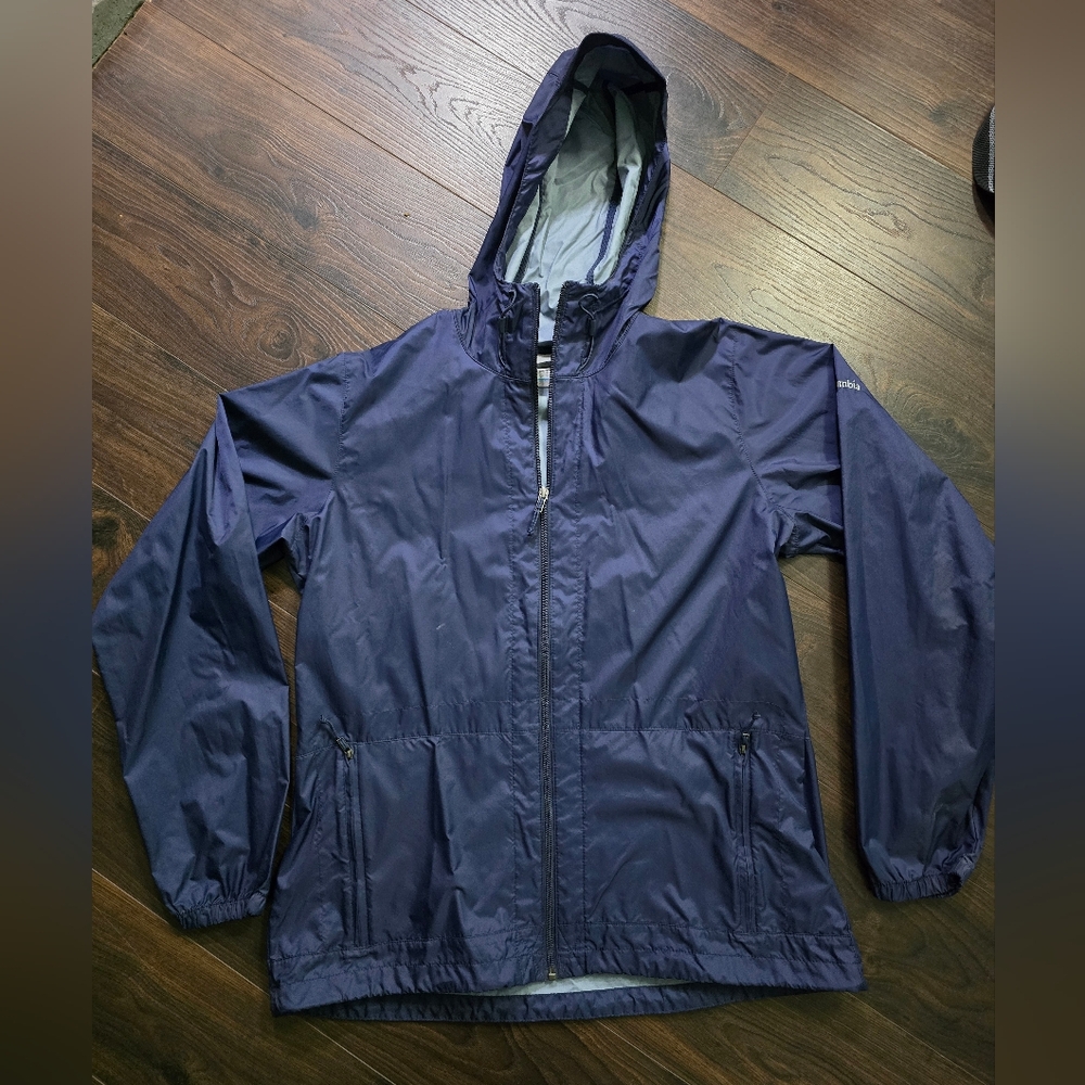 Columbia womens wind breaker Large